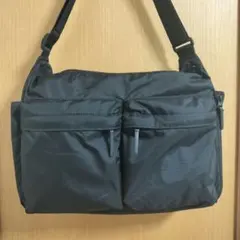 エ*ソ様 ヘッドポ―タ― ショルダーバッグ - メルカリ