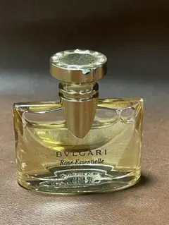 未開封　ブルガリ　ローズエッセンシャル　EDP 30ml ローズエッセンシャル オードトワレスプレー(ブルガリ)の通販・口コミ