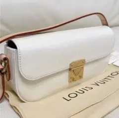 【新品未使用 】LOUIS VUITTONモノグラム ヴェルニ マリブストリート