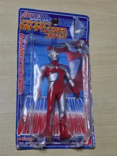 2001年製　『ウルトラマン コスモス』『コロナモード』す フィギュア