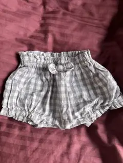 petitmain グレーのチェック柄ショートパンツ