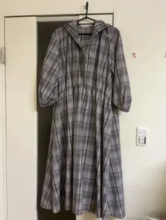 【美品】ミラオーウェン　レディースワンピース　チェック柄　フード付き　М