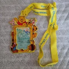 東京ディズニーリゾート くまのプーさん チケットホルダーストラップ2006年