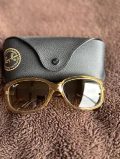 Ray-Ban クリアラウンドサングラス - メルカリ