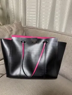 ケイトスペード　トートバッグ　katespade ブラック　通勤用　ピンク　本革