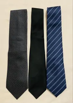 【ネクタイ3本セット】ブラック無地・ネイビーストライプ・グレー柄　シルク　ポリ