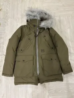 カーキ ダウンジャケット