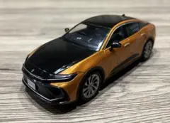 トヨタ クラウンクロスオーバー　1/30 カラーサンプルミニカー　ツートンのサムネイル