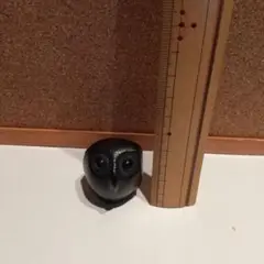 黒いフクロウの鉄製置物