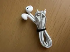 Apple 純正　Apple EarPods 有線　Lightningコネクタ