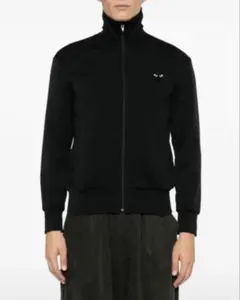 【美品】 PLAY COMME des GARÇONS ブラック ジャージ L 美品】 PLAY COMME des GARÇONS ブラック ジャージ L - メルカリ