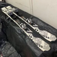 Item thumbnail for item b214c2f8-0d01-4c9d-8d46-bb6c5ce71e50