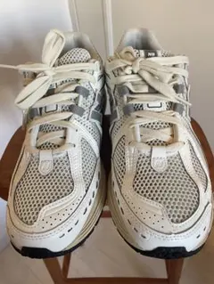 New Balance 1906 ホワイト/グレー