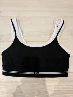 2026年最新】ALO Yoga 種類：スポーツブラ ヨガウェアの人気アイテム