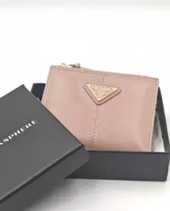 prada 2つ折り財布