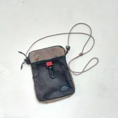 美品✨スノーピーク×J!NS アウトドアサコッシュ　ショルダーのサムネイル