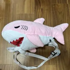 サメ型リュック ピンク