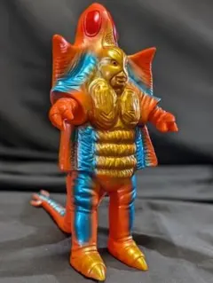 珍色！復刻版カメレゴン　フィギュア、ミラーマン 、ブルマァク カメレゴン「ミラーマン」登場怪獣（ブルマァク復刻）ソフビ
