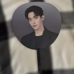 2025年最新】ドギョム うちわの人気アイテム - メルカリ