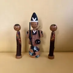 伝統的な日本のこけし人形3体セット　小