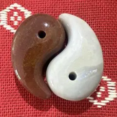 【一点物】　津軽錦石　勾玉　碧玉　ジャスパー　チャート　瑪瑙　国産鉱物