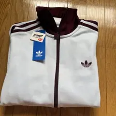 24,700円→最終お値下げ！アパルトモン購入限定adidasトラックジャケットのサムネイル
