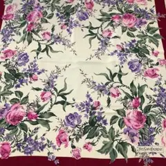 Yves Saint Laurent フラワープリント スカーフ　箱付き