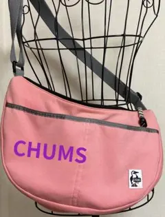 ✨CHUMS✨ チャムス　ショルダーバッグ　バナナ型　PINK