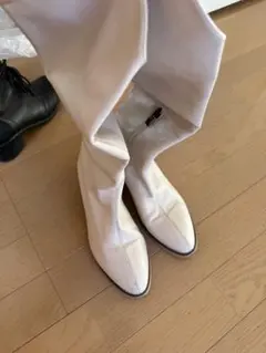 ホワイト スリムフィット ロングブーツ