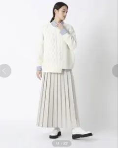 ZUCCa プリーツ　ロング　スカート　オフホワイト　ベージュ　S