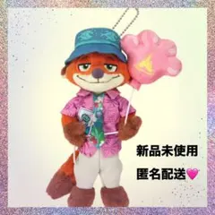 【新品】ニック ぬいぐるみバッジ　ズートピア　ZOOTOPIA キーホルダー