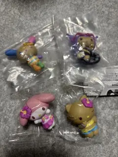 みんなでバカンスフィギュア　4個セット