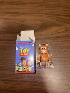 トイストーリー　ベアブリック　ブルズアイ