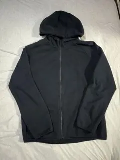 UNIQLO ブラック ブロックテックフリースパーカー 黒　ユニクロ