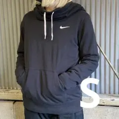 NIKE ナイキ タートルネック スウェットパーカー レディース Sサイズ 黒