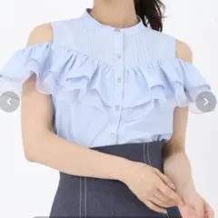 MISCH MASCH フリル肩開きシャツブラウス　ブルー