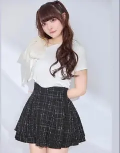 ミシェルマカロン 美脚 スカート ツイード xsのサムネイル