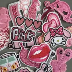 ピンク色の刺繍パッチセット！