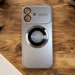 iPhone 17 MagSafe対応ケース シャンパンゴールド