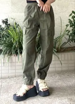 【美品】　GU カーゴジョガーパンツ　オリーブカーキ　Mサイズ