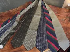 Item thumbnail for item aaea0058-97d2-4fdb-8801-60ff0cd29013