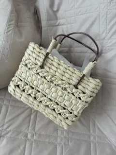 Item thumbnail for item 714e8b2c-c317-47c8-b5ef-2e42d05ef68d