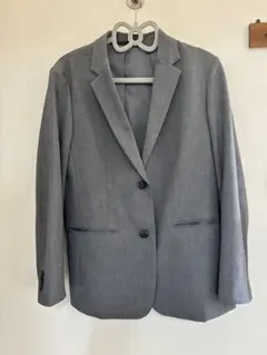 UNIQLO ユニクロ　感動ジャケット グレー テーラードジャケット