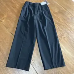 UNIQLOタックワイドパンツ　Sサイズ