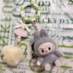 新入荷 labubu ラブブ キーホルダー 4cm