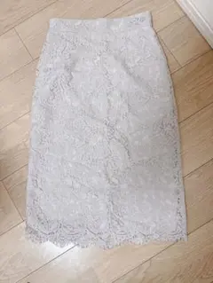 natural beauty basicホワイト レース タイトスカート ひざ丈