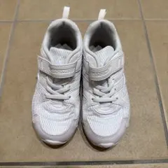 瞬足スニーカー ホワイト　マジックテープ付き　20センチ