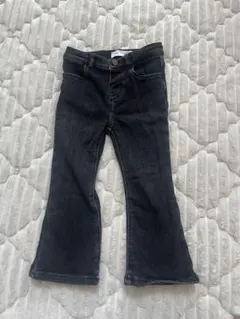 ZARA デニムフレアパンツ