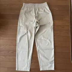 GU ベージュイージーパンツ