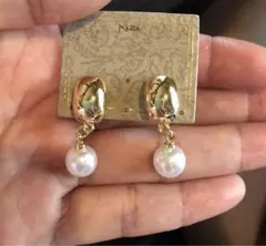【No.638】上品アンティーク調ゴールド楕円ちょこんとパールイヤリング新品可愛